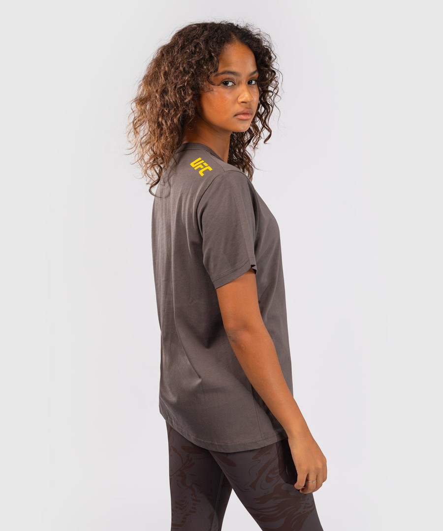 camiseta feminina de manga curta ufc fusion by venum fight week em algodão - marrom terra sólido