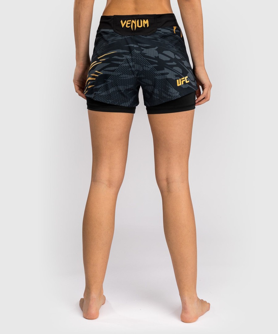 ufc fusion by venum authentic fight night short de luta feminina - campeã
