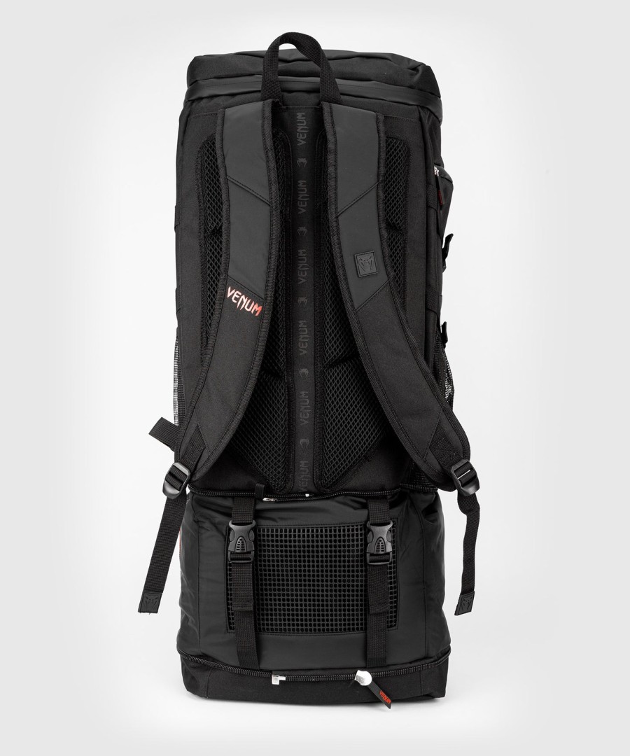 mochila venum challenger xtrem evo - pretovermelho