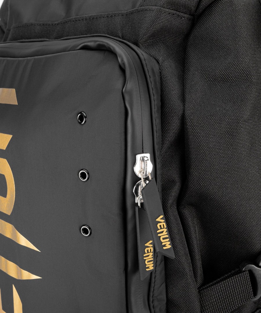 mochila venum challenger xtrem evo - pretodourado