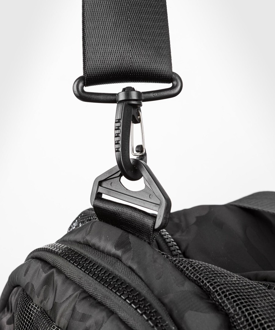 bolsa esportiva venum trainer lite - pretocamuflagem escura