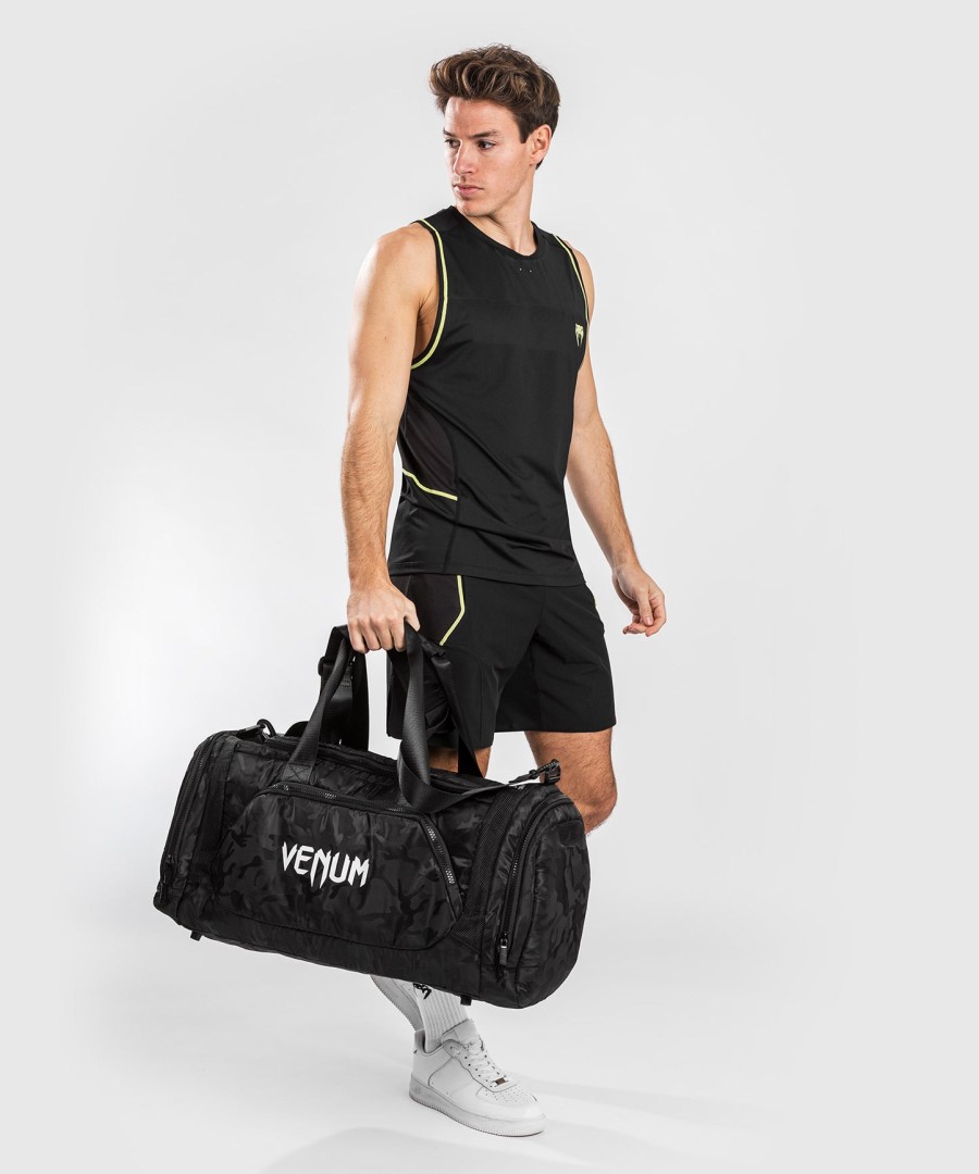bolsa esportiva venum trainer lite - pretocamuflagem escura
