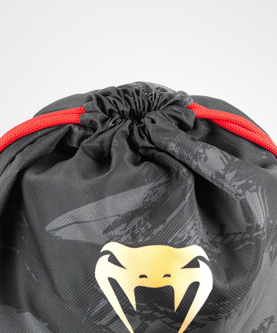 mochila com cordão venum x mirage - pretodourado