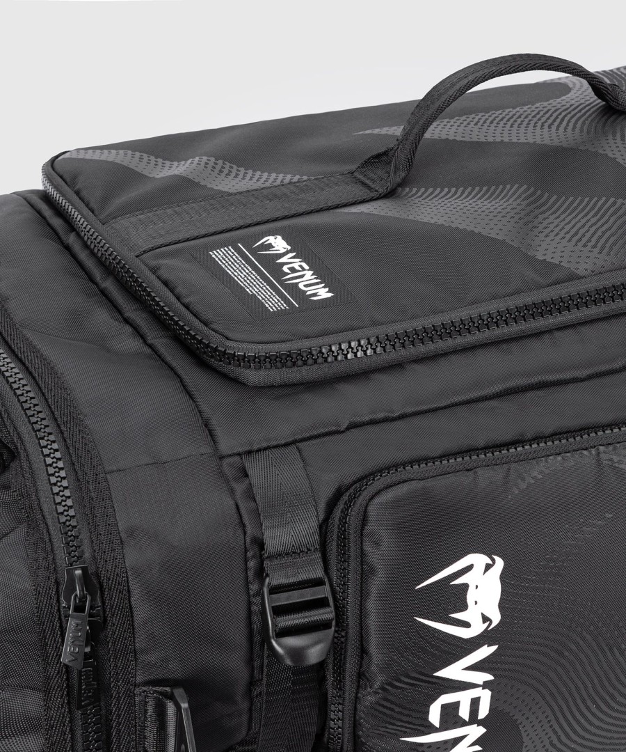 bolsa esportiva híbrida venum trainer - preta