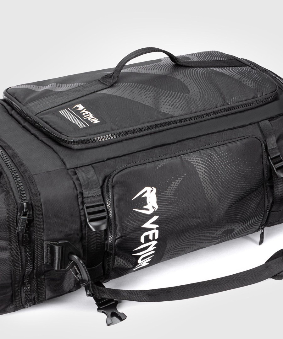 bolsa esportiva híbrida venum trainer - preta