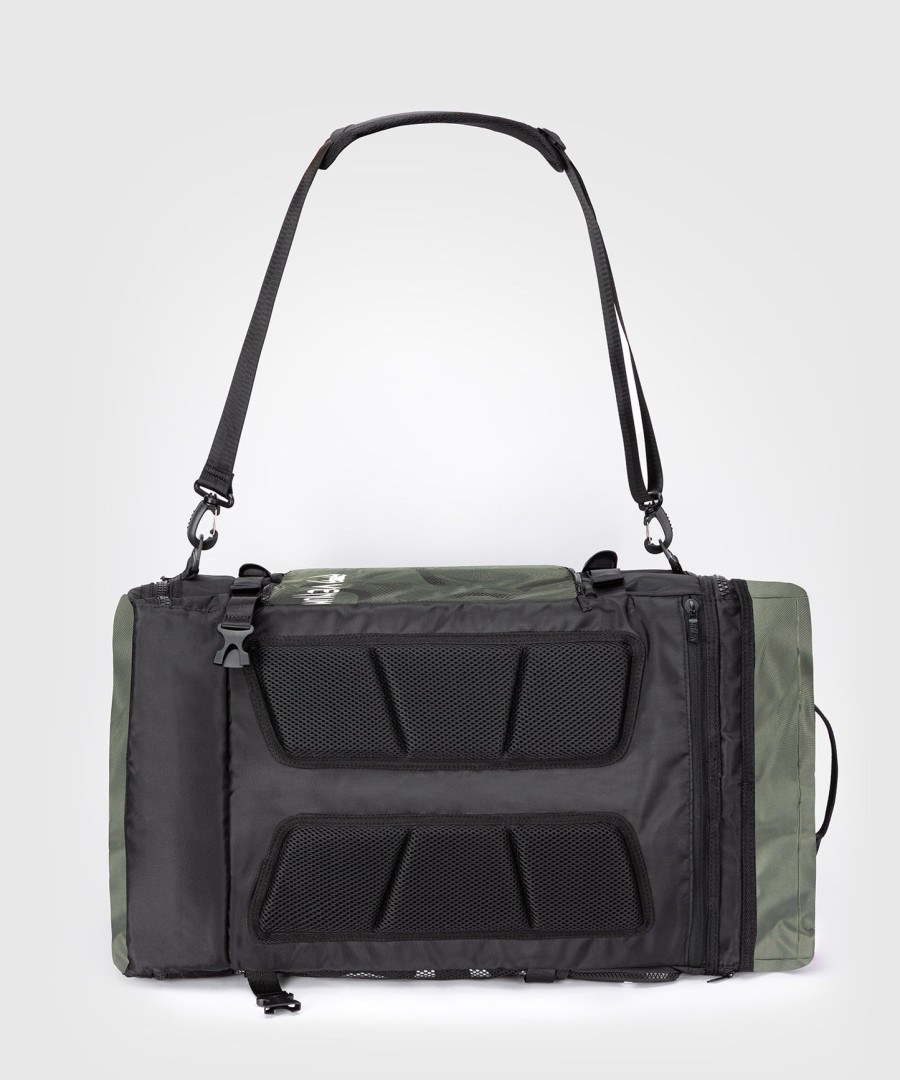 mochila esportiva híbrida venum trainer - verde militar