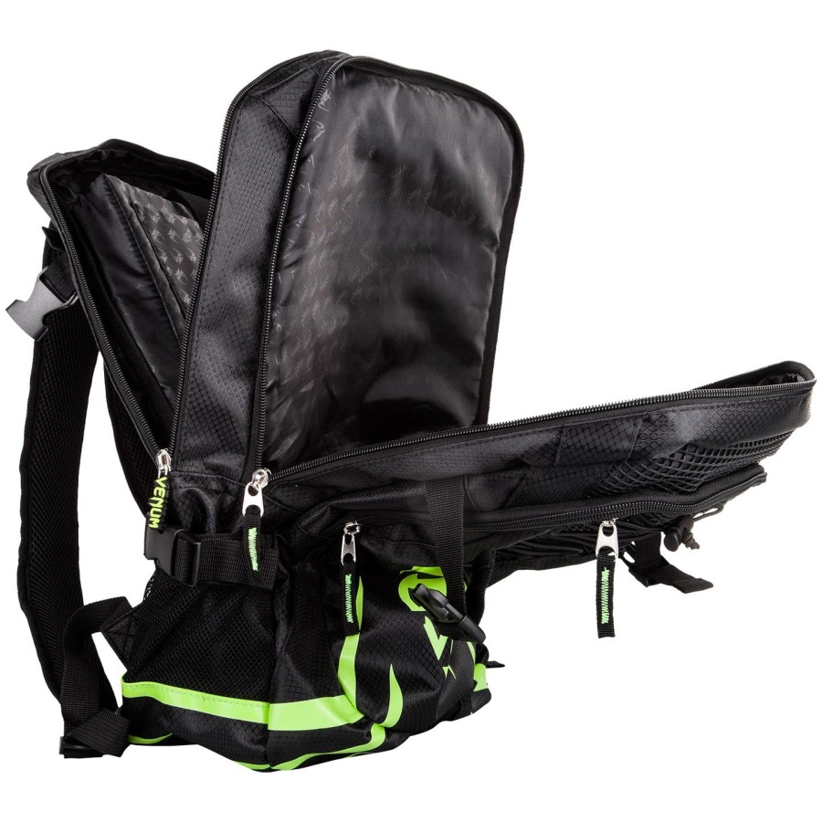 mochila venum challenger pro - pretoamarelo neo