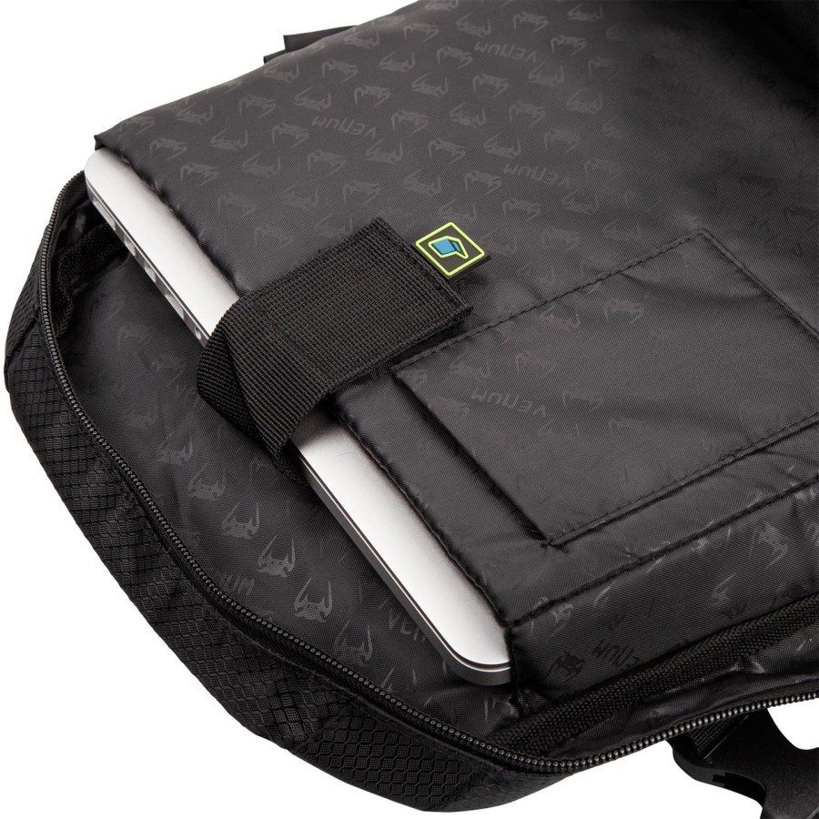 mochila venum challenger pro - pretoamarelo neo