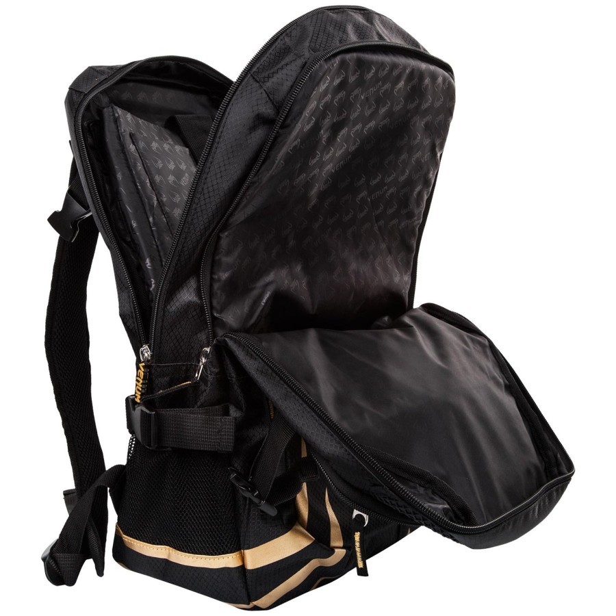 mochila venum challenger pro - pretodourado