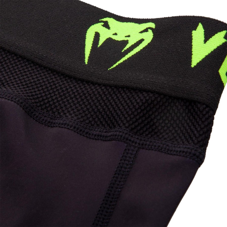 calça de compressão venum training camp 2.0 - pretaamarelo neon