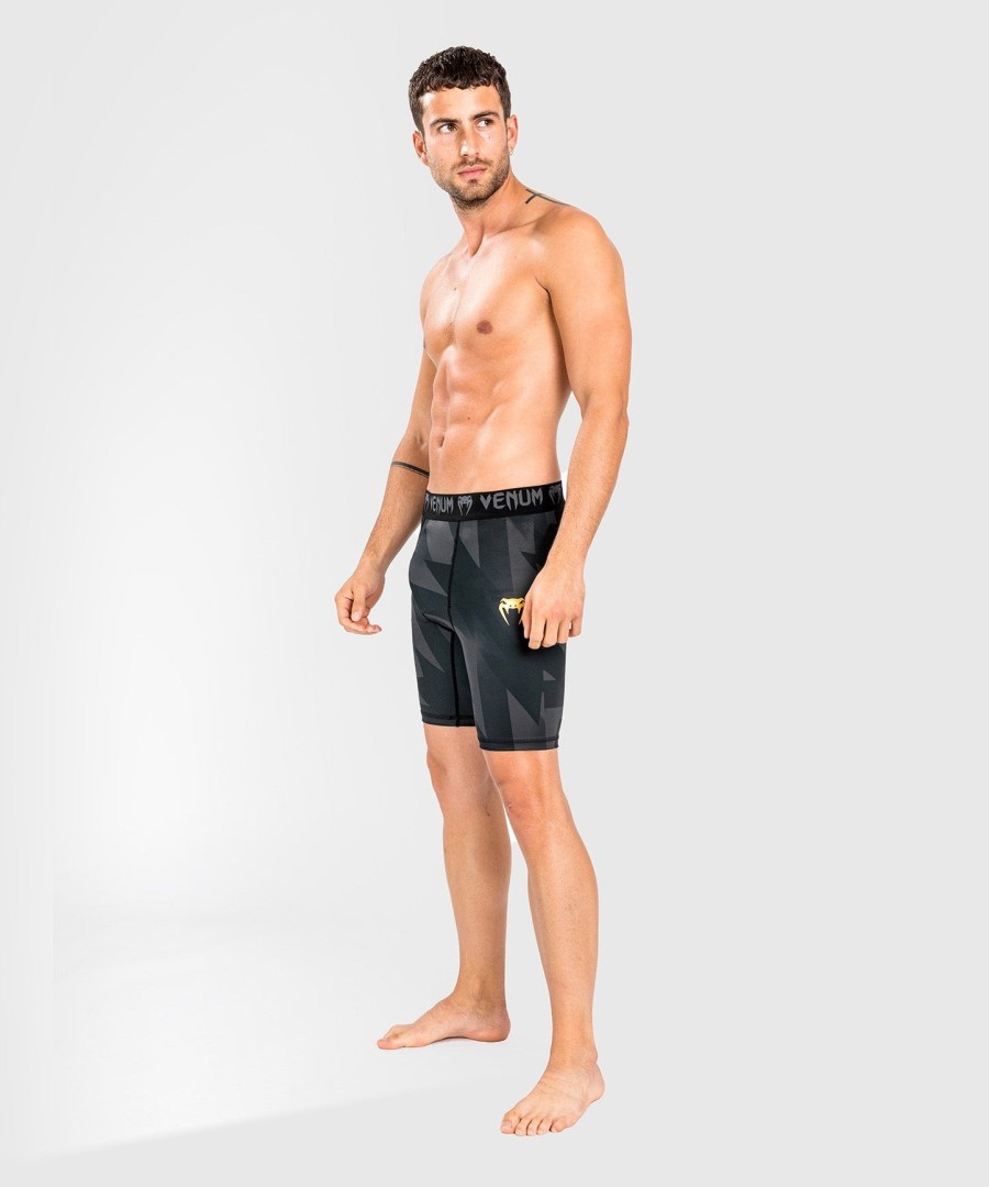 venum razor vale tudo shorts - pretodourado