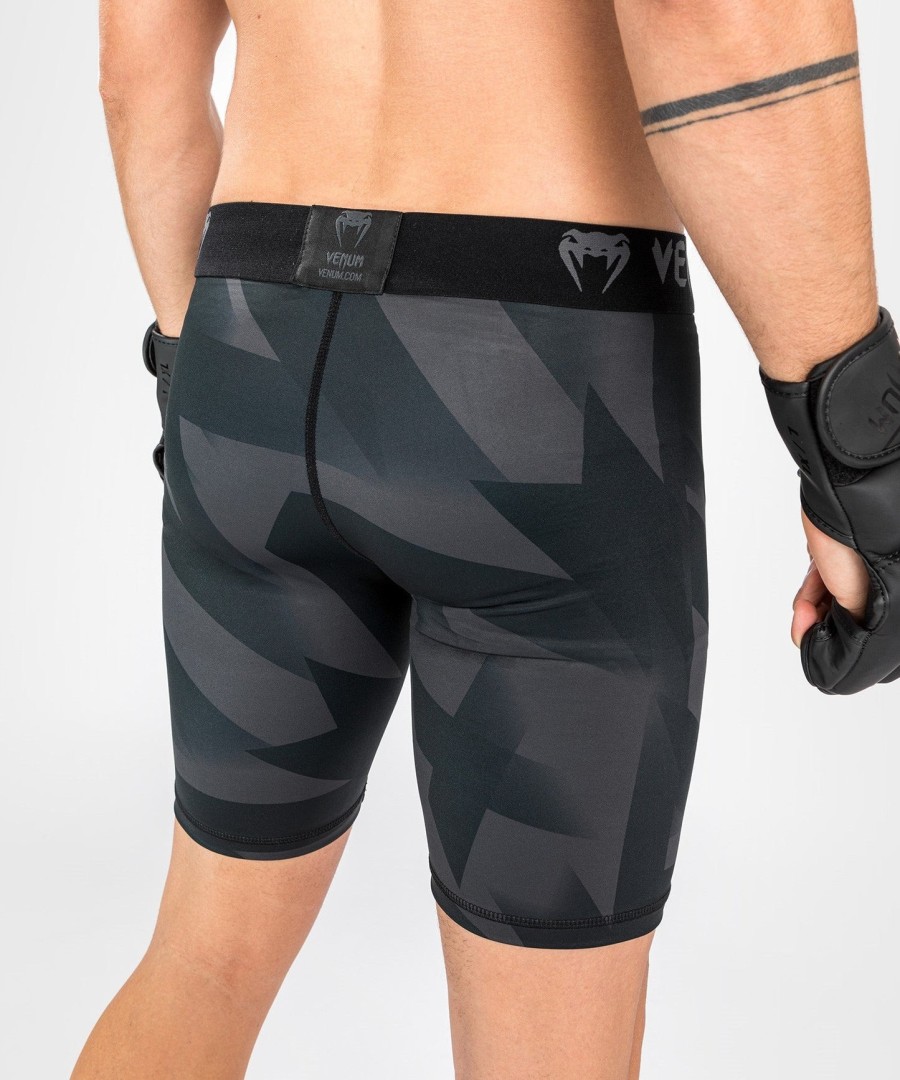 venum razor vale tudo shorts - pretodourado