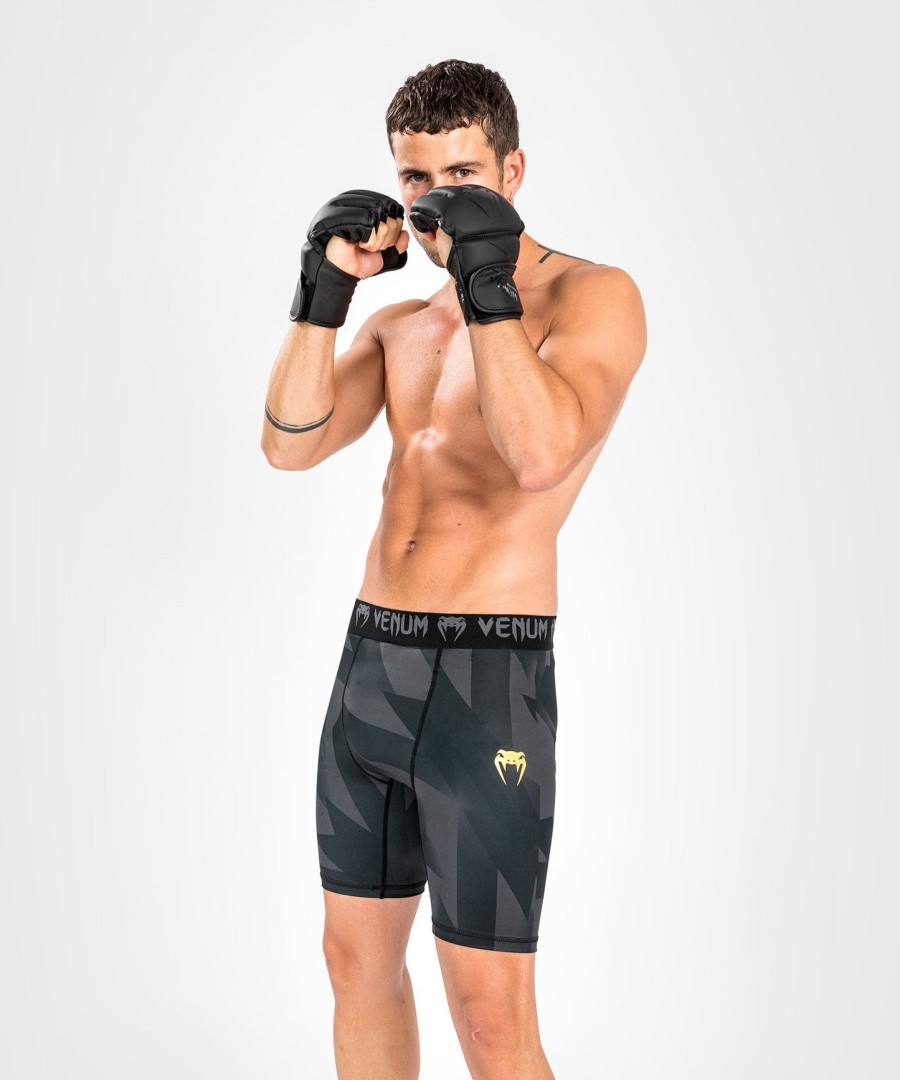 venum razor vale tudo shorts - pretodourado