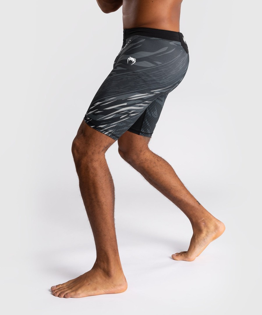 bermuda ufc fusion by venum authentic fight night masculina vale tudo - preta