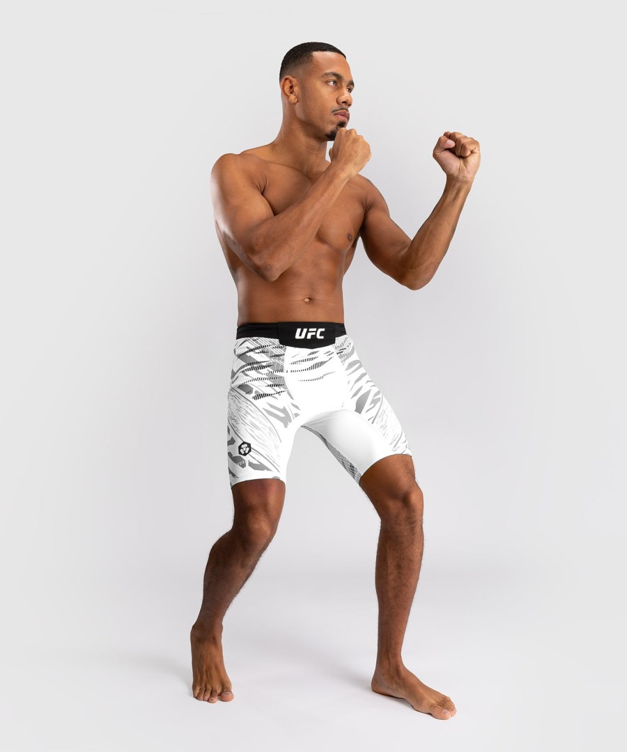 bermuda ufc fusion by venum authentic fight night masculina vale tudo - branca