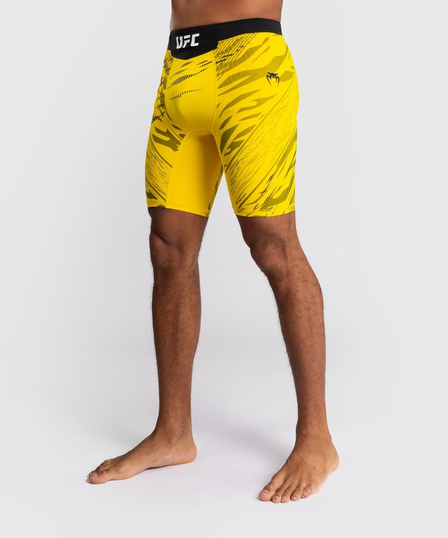 bermuda ufc fusion by venum authentic fight night masculina vale tudo - amarela