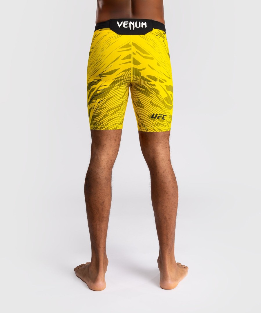 bermuda ufc fusion by venum authentic fight night masculina vale tudo - amarela