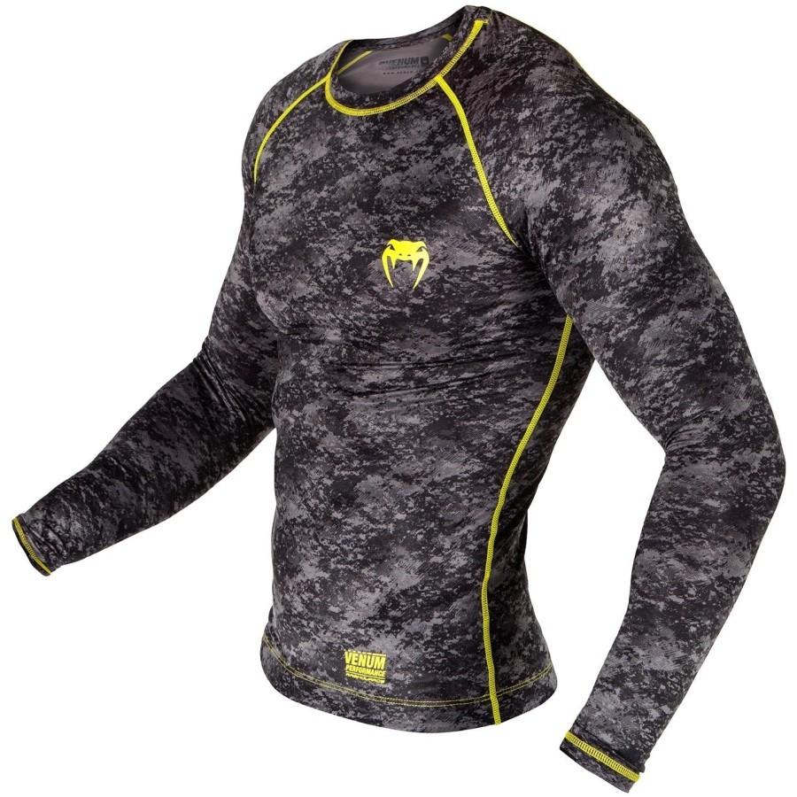 camiseta de proteção solar venum tramo - manga comprida - pretoamarelo