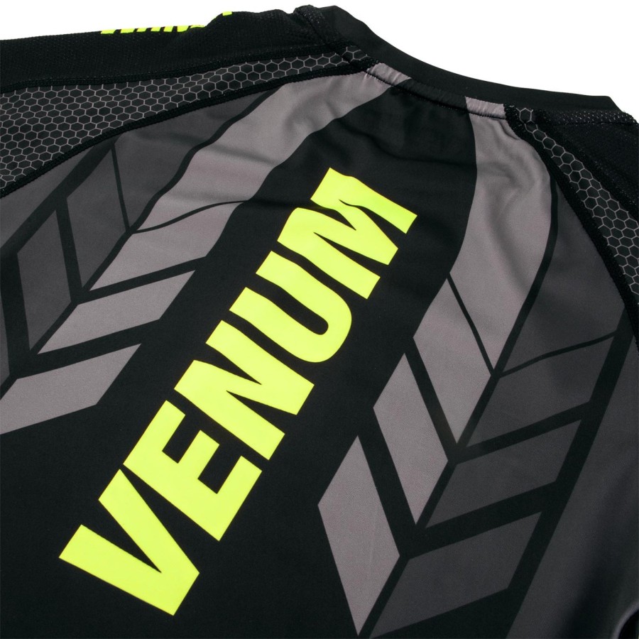 camiseta de proteção solar venum technical 2.0 de manga comprida - pretoamarelo