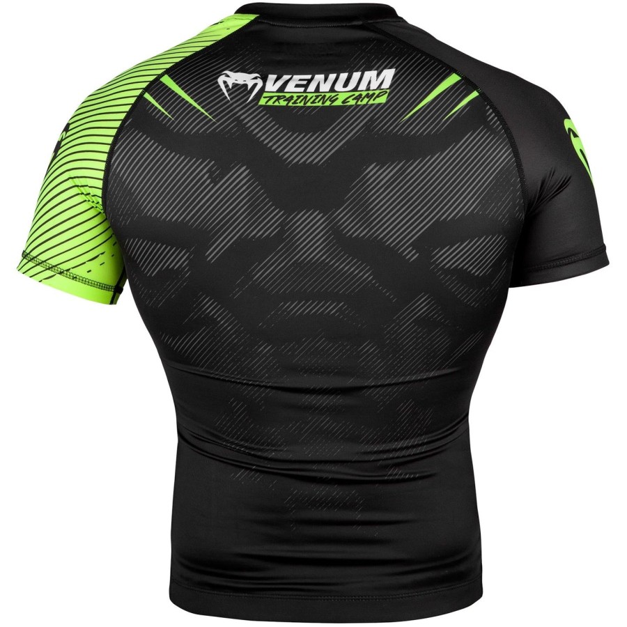 rashguard venum training camp 2.0 - manga curta - pretoamarelo neon