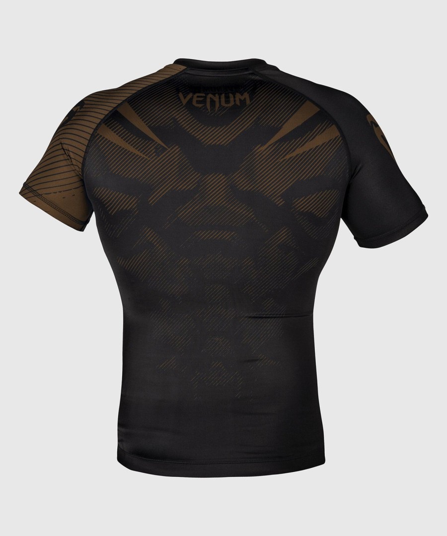 rashguard venum nogi 2.0 - manga curta - pretomarrom