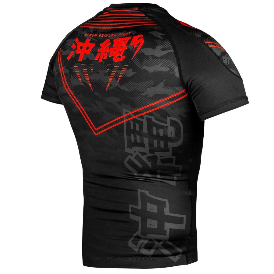 camiseta de proteção solar venum okinawa 2.0 - manga curta - pretovermelho