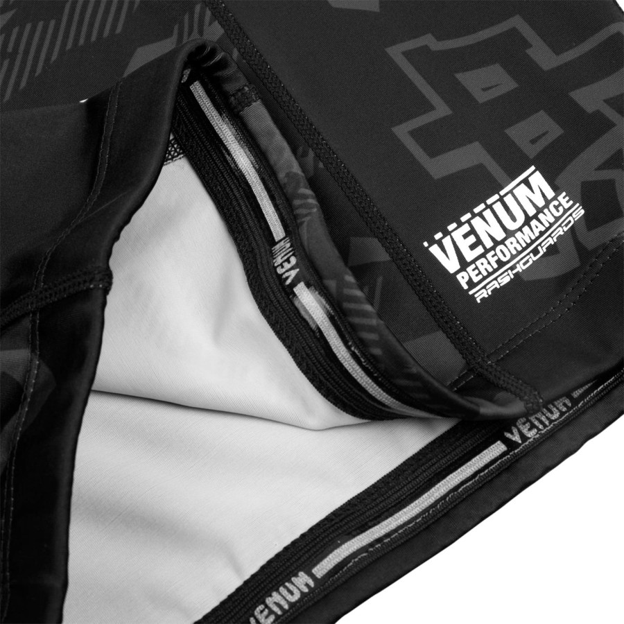 camiseta de proteção solar venum okinawa 2.0 - manga curta - pretobranco
