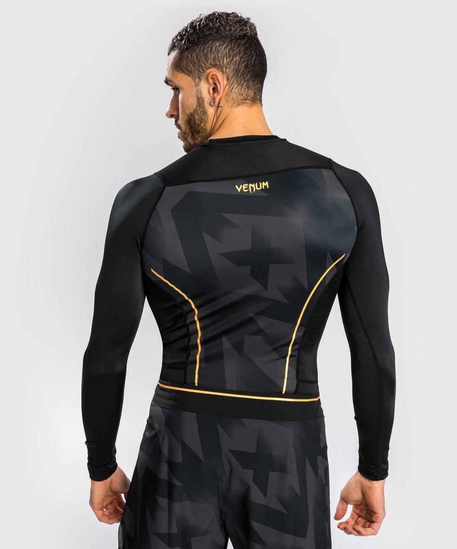 camiseta de proteção solar venum razor de manga comprida - pretodourado