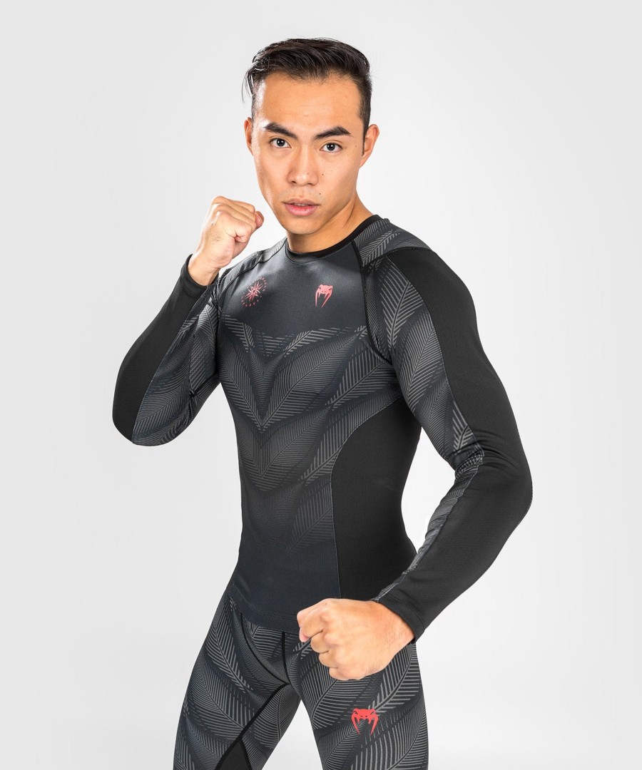camiseta de proteção solar venum phantom de manga comprida - pretovermelho