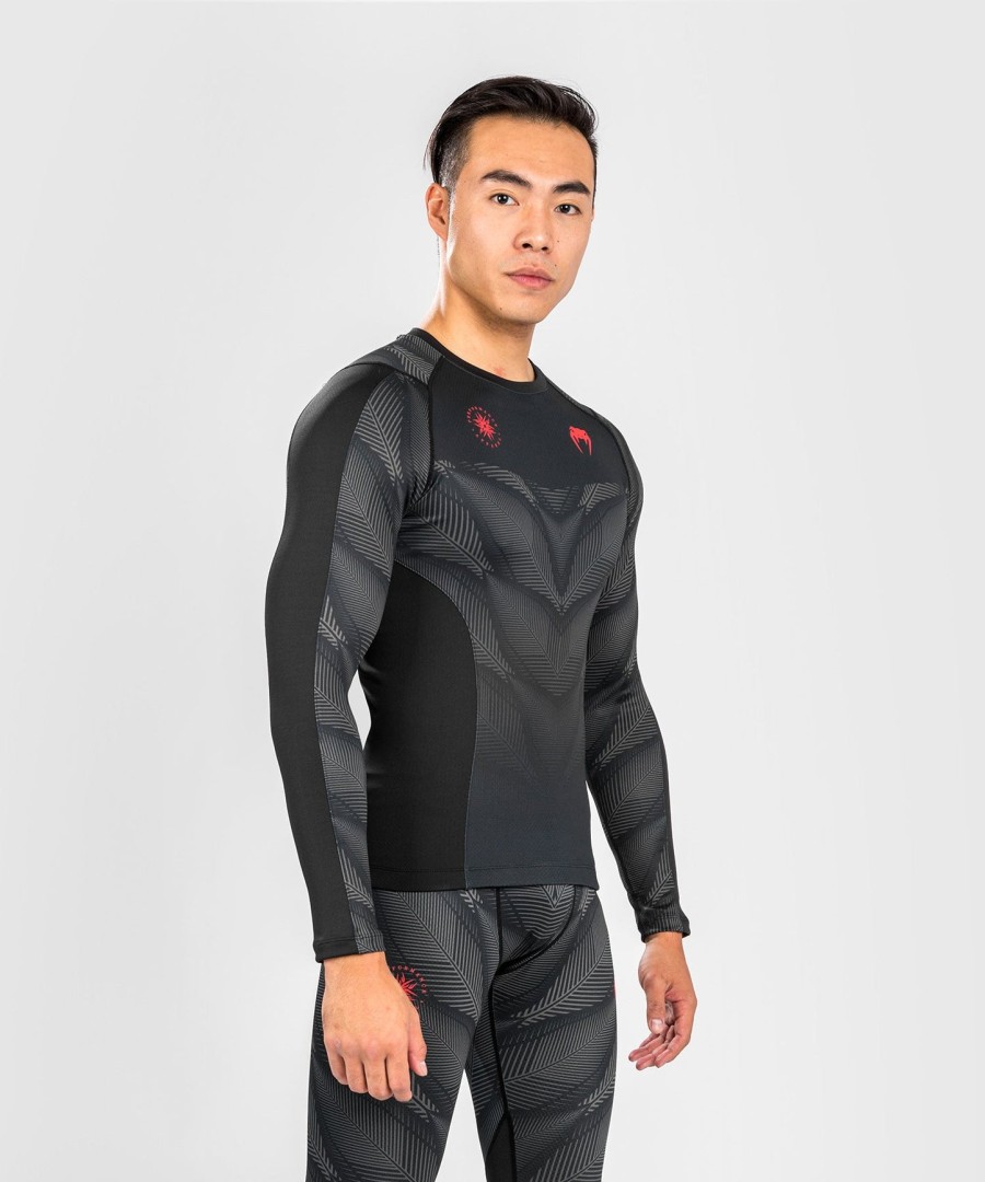 camiseta de proteção solar venum phantom de manga comprida - pretovermelho