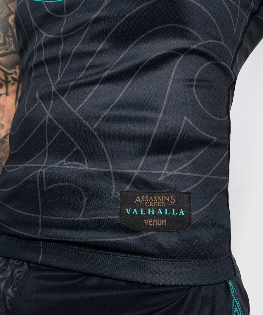 camiseta de proteção solar venum assassins creed reloaded - manga curta - preta