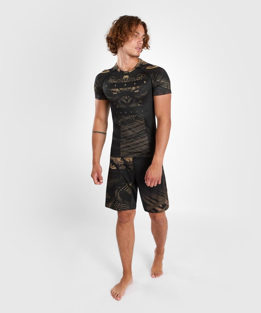 camiseta de proteção solar venum gorilla jungle de manga curta - pretoareia