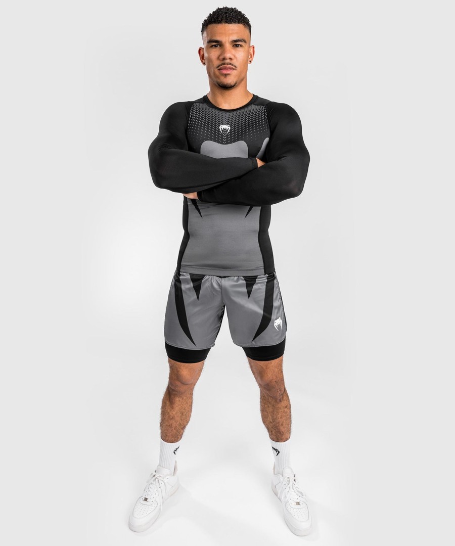 camiseta de proteção solar venum attack masculina de manga comprida - pretocinza