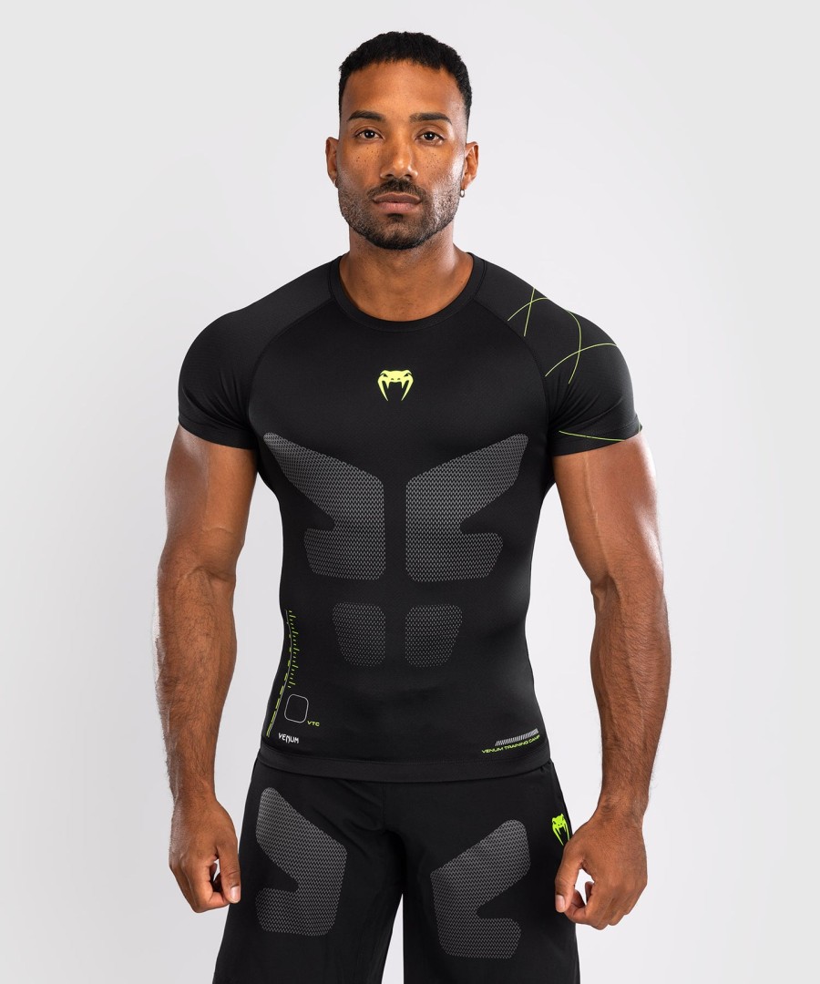 camiseta de proteção solar venum training camp 4.0 de manga curta - pretaverde neon