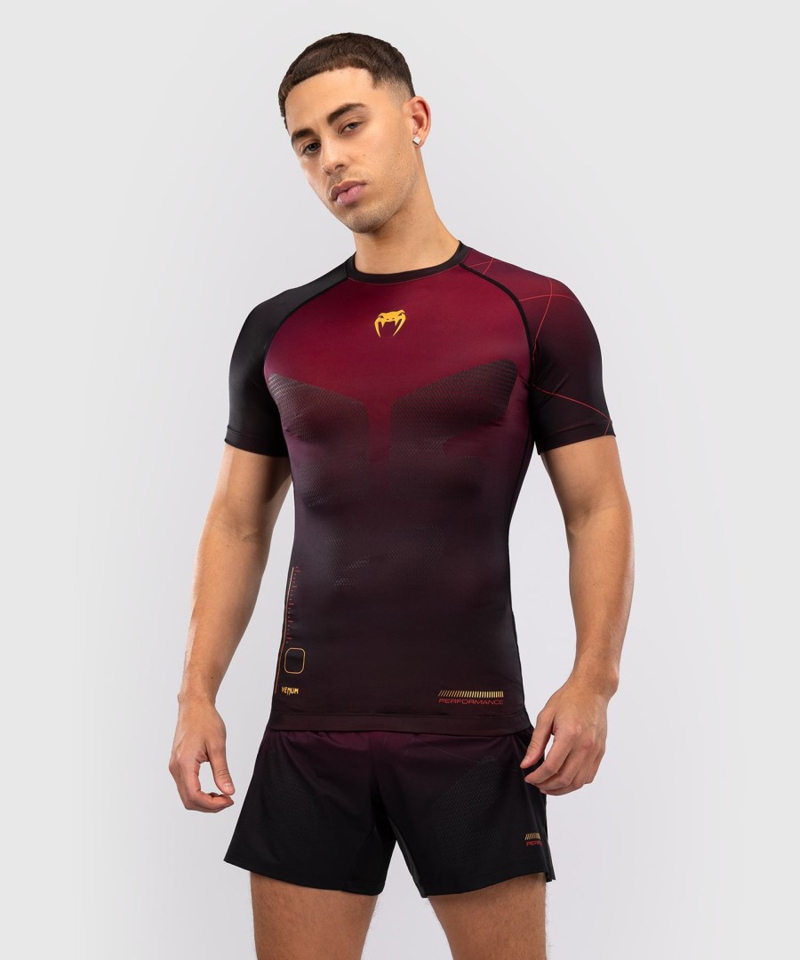 camiseta de proteção solar venum tactical xt de manga curta - pretobordôdourado