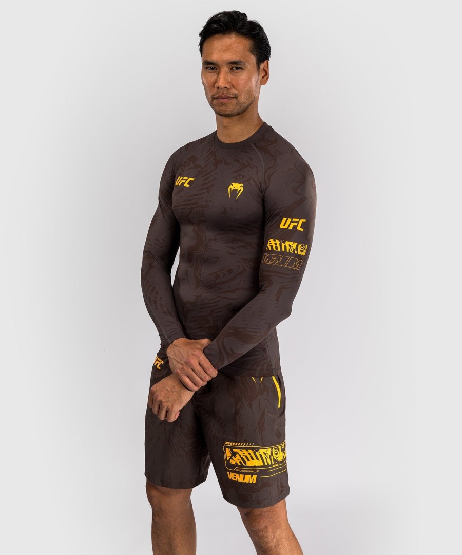 rashguard de manga comprida ufc fusion by venum fight week para homem - castanho-terra