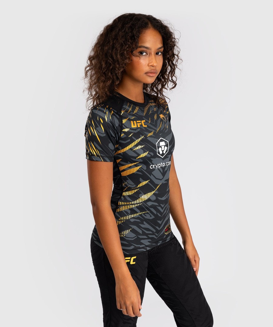 rashguard de manga curta feminino ufc fusion by venum authentic fight night performance - campeão