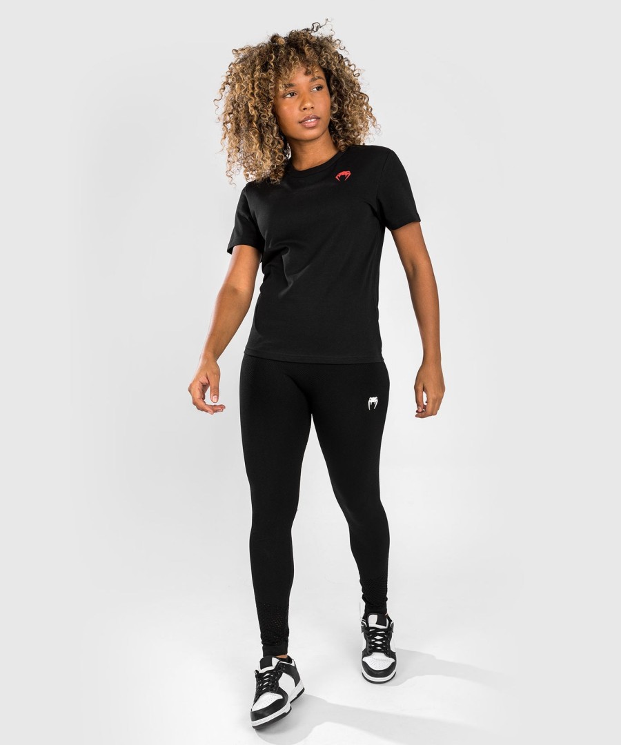 camiseta feminina venum x dodge banshee - preta