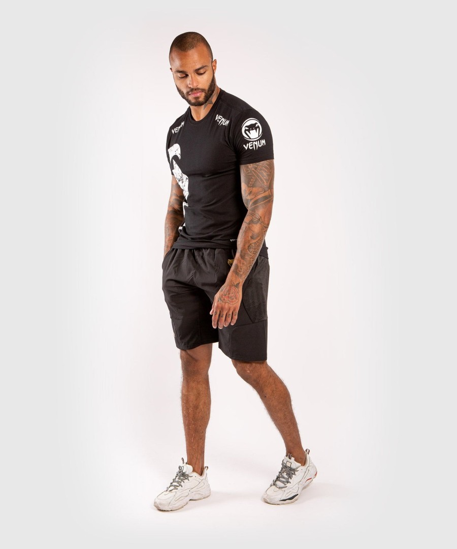 camiseta venum giant - preta