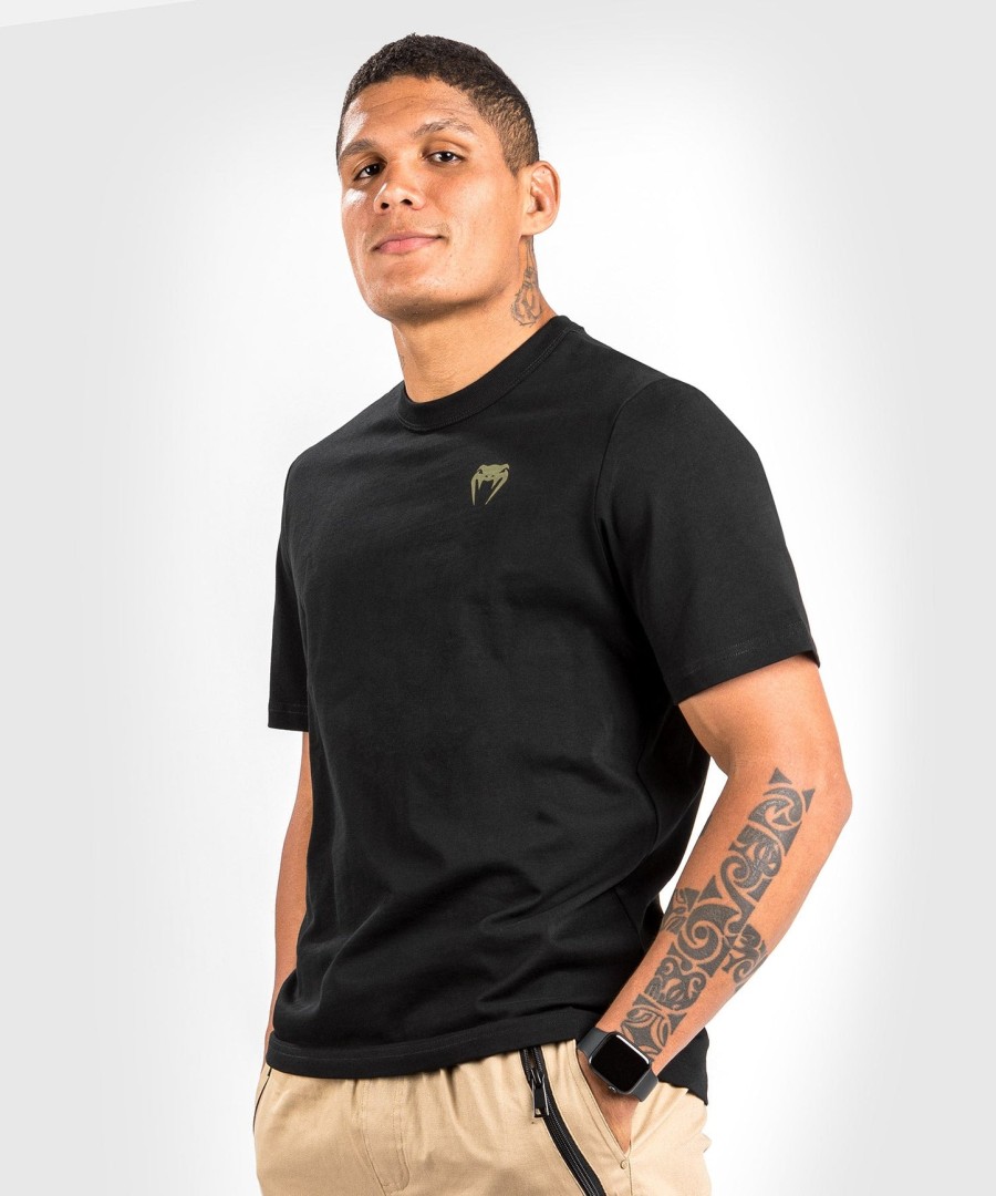 camiseta venum fangs - corte regular - preta