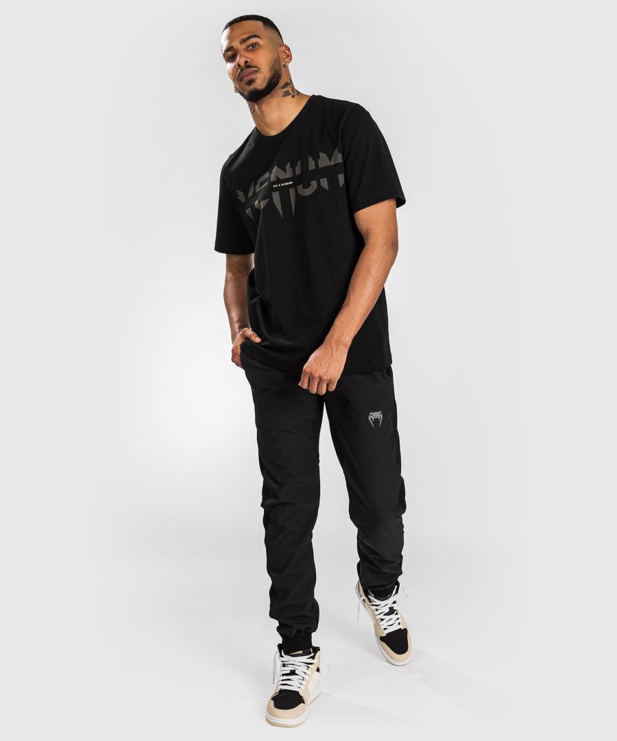 camiseta venum on mission - corte regular - preta