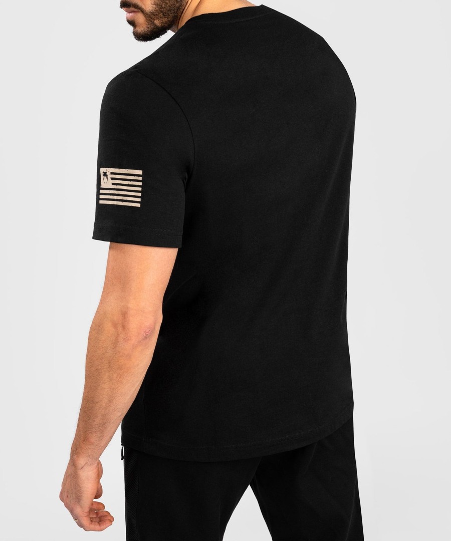camiseta venum giant usa - corte regular - preta