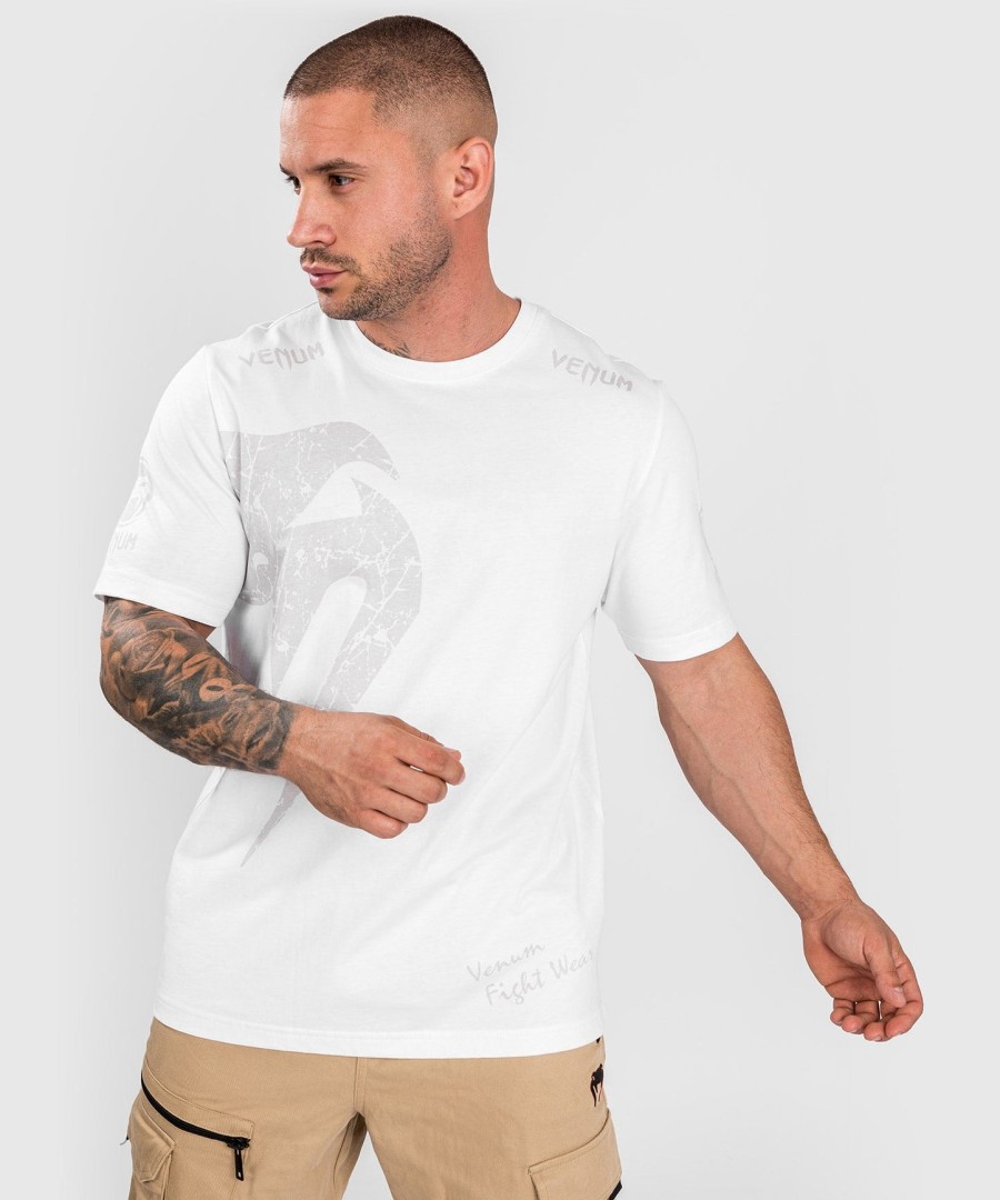 camiseta venum giant - corte regular - branca