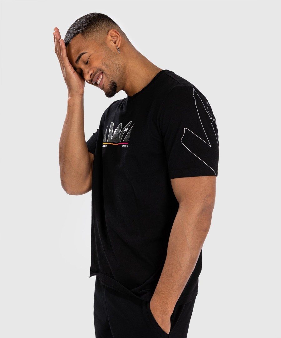 camiseta venum com estampa de cobra - preta