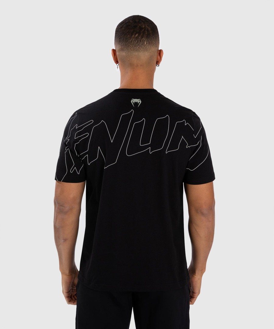 camiseta venum com estampa de cobra - preta