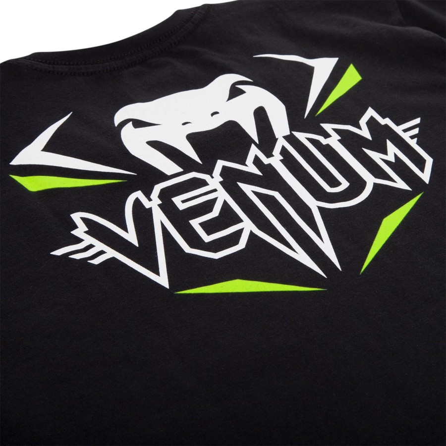 camiseta venum strike fight - pretaverde neon