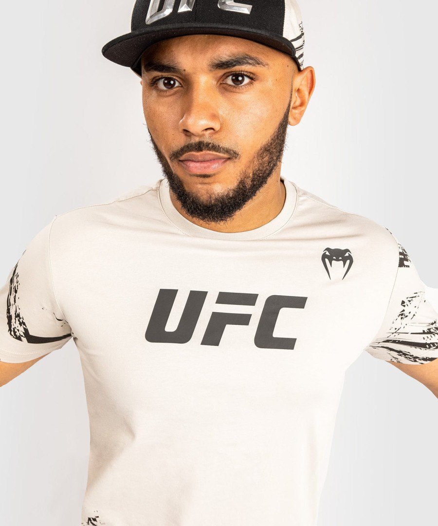 camiseta de manga curta ufc venum authentic fight week masculina 2.0 - areia