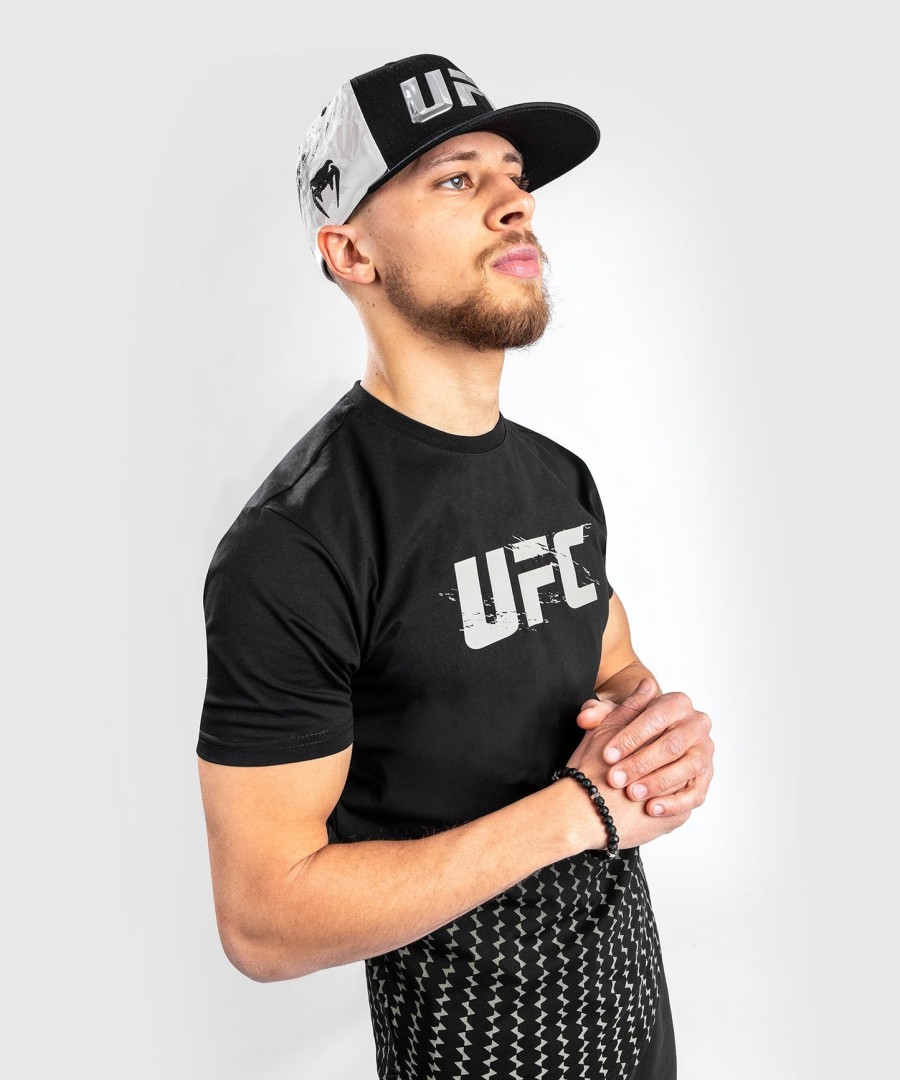 camiseta de manga curta ufc venum authentic fight week masculina 2.0 - preta