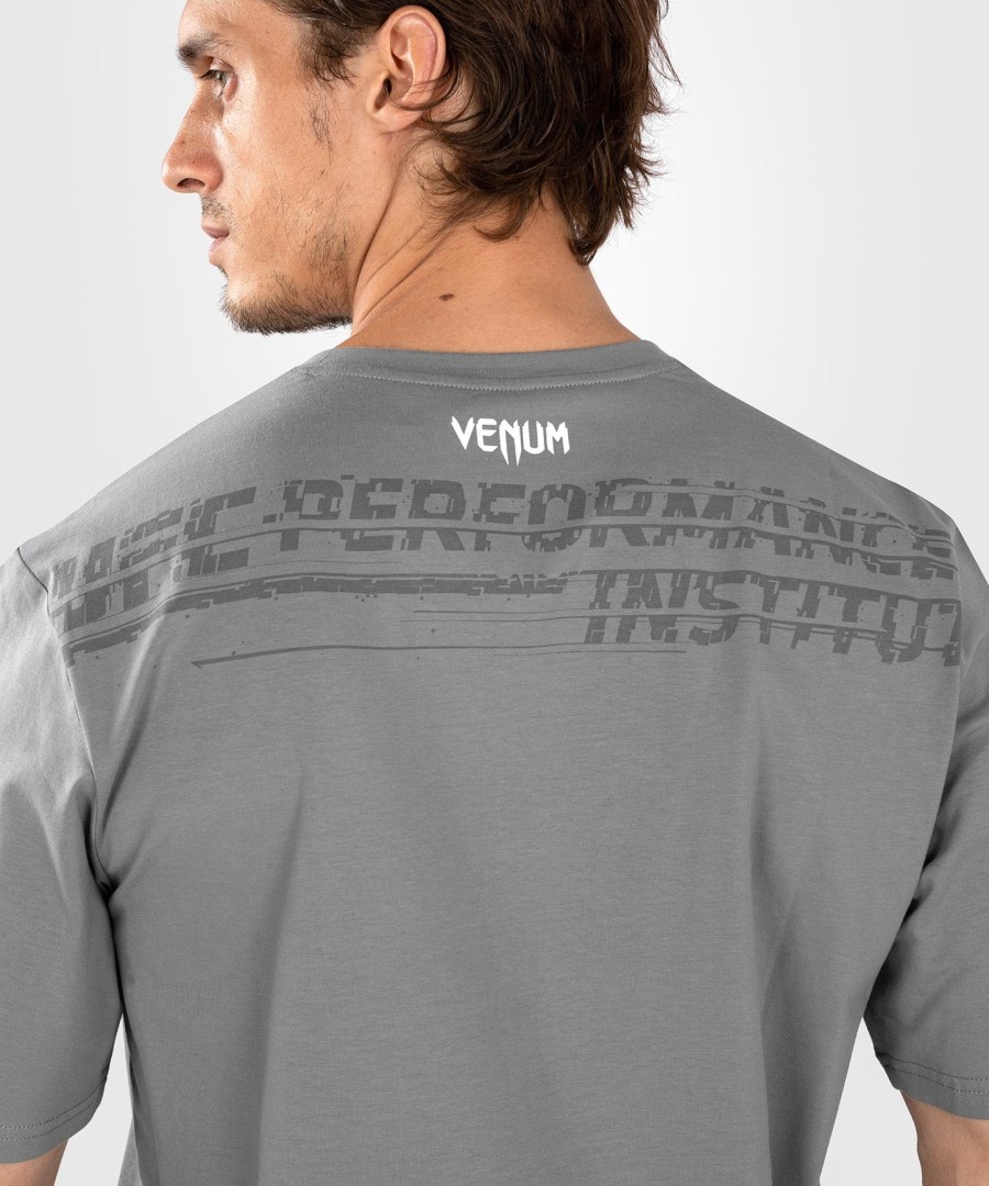 camiseta masculina ufc venum performance institute 2.0 - cinza