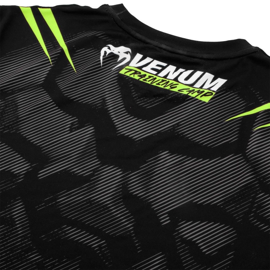 camiseta venum training camp 2.0 dry tech - pretaamarelo neon - exclusiva